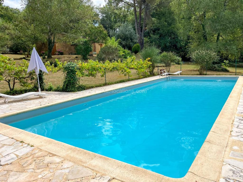 photo de Les champs d'Hermier avec Piscine